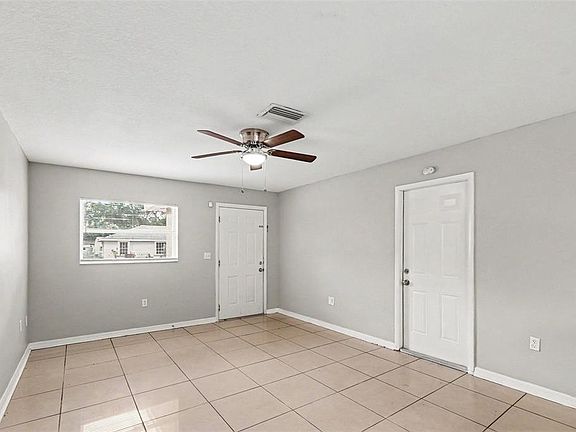 4th image of 2608 5TH AVENUE E