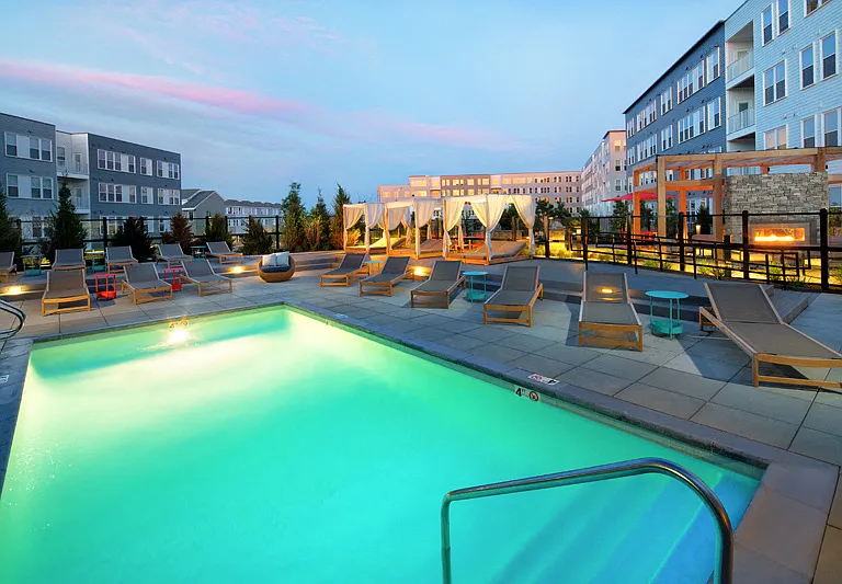 Luxury Roof Top Pool