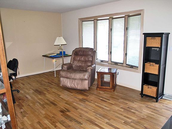 4th image of 4469 Reid Rd