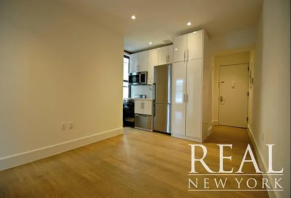Rented by REAL New York | media 37
