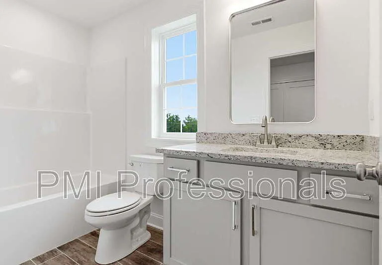 295 Spring St — Photo 22