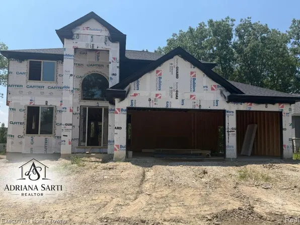 67745 Madeline St, Richmond, MI 48062