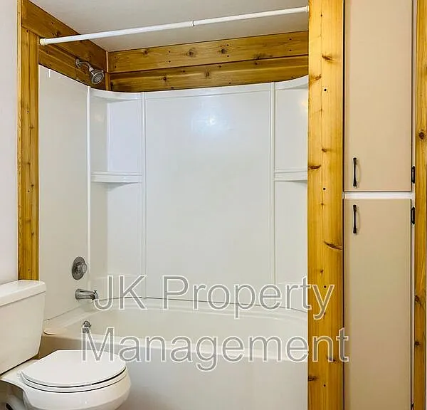 1401 2b St S #21 — Photo 13