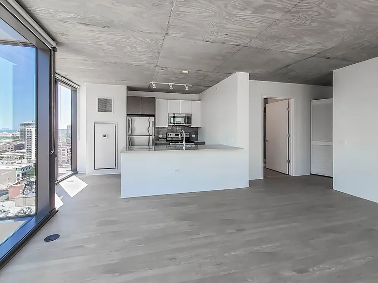 Dining/Living room