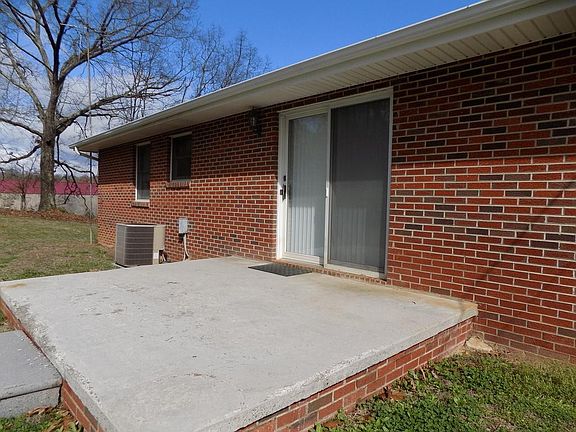 4th image of 3823 Highway 11w