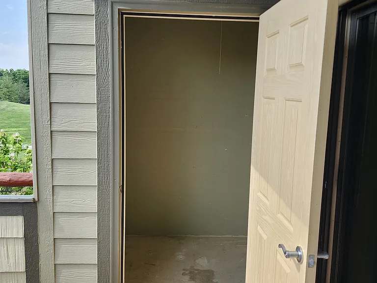 5220 Boardwalk Dr #E34 — Photo 16