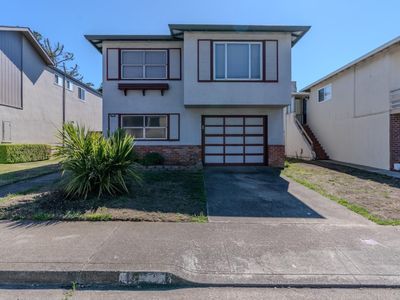 226 Crestmoor Cir, Pacifica, CA, 94044