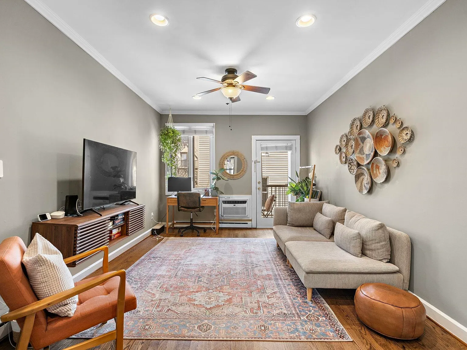 1 bed, 1.0 bath, 740 sqft, $3,550 — Photo 3