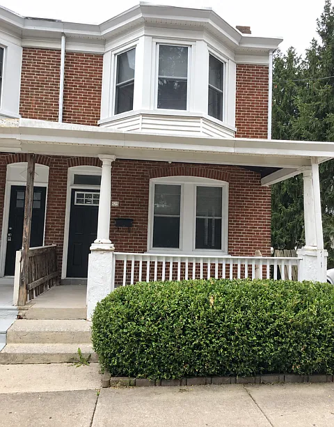 925 Spring Mill Ave