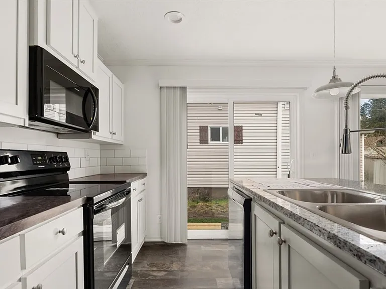 114 S Diamond St — Photo 14