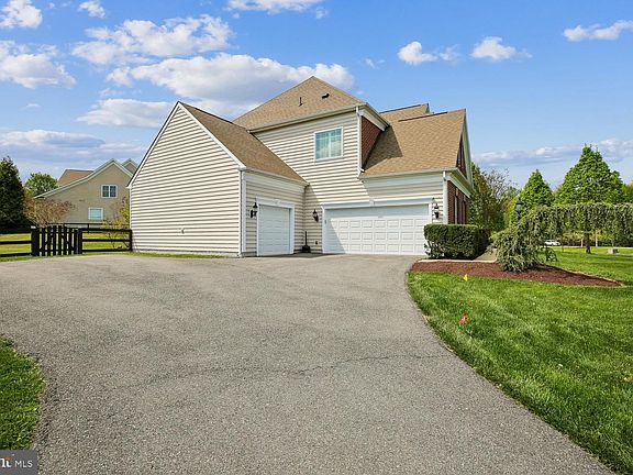4th image of 4801 Fair Hill Rd