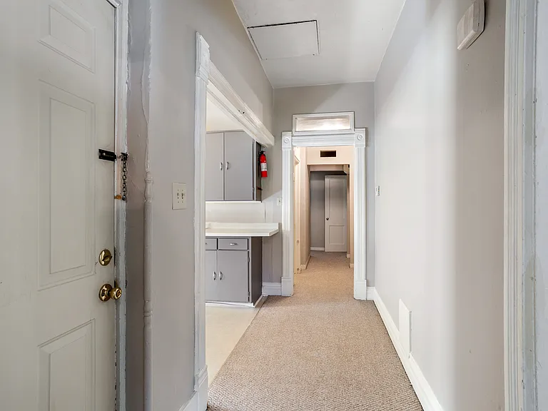1303 Waugoo Ave #UPPER — Photo 11