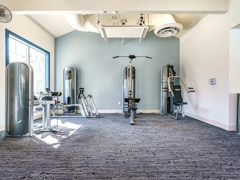 Sunstone Place Apartments — Photo 28