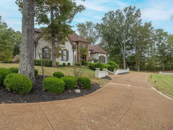 224 S Monterey Farms Cv, Collierville, TN 38017