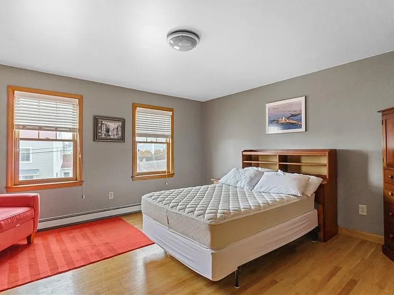 2 Easton Ter — Photo 39