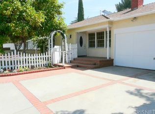 10822 Andasol Ave, Granada Hills, CA 91344