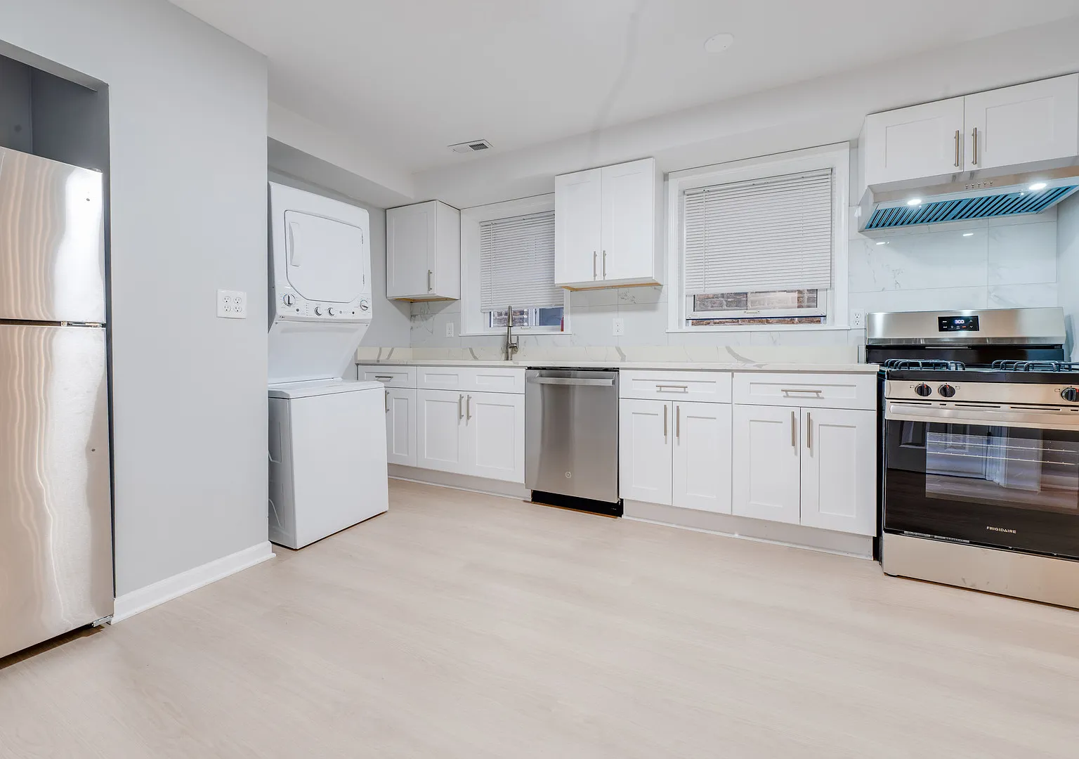 1 bed, 400 sqft, $1,500 — Photo 2