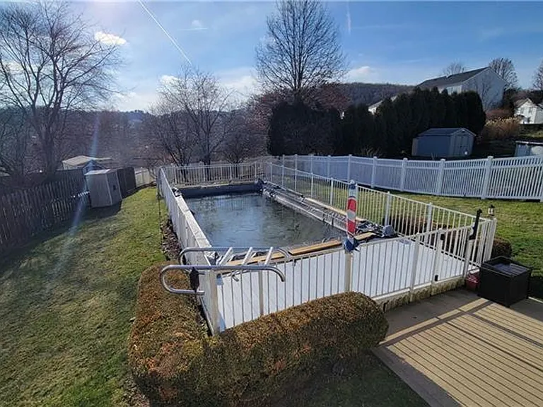 1421 Sandstone Dr — Photo 32