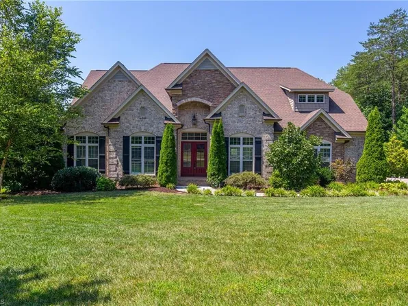 6791 Bronco Ln, Summerfield, NC 27358