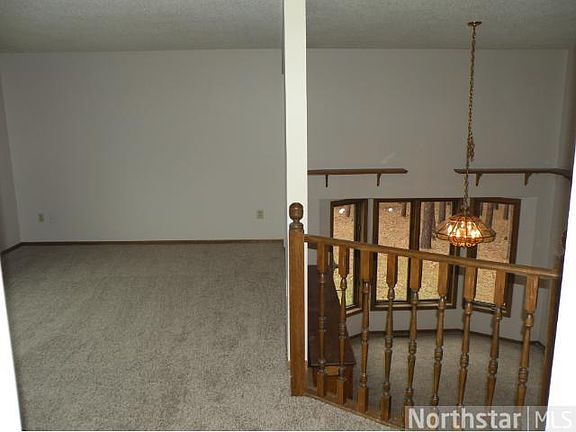 5th image of 20531 7th St NE