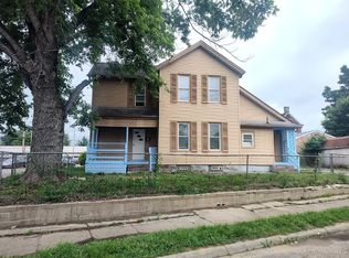 200 Maple St, Elmwood Place, OH 45216