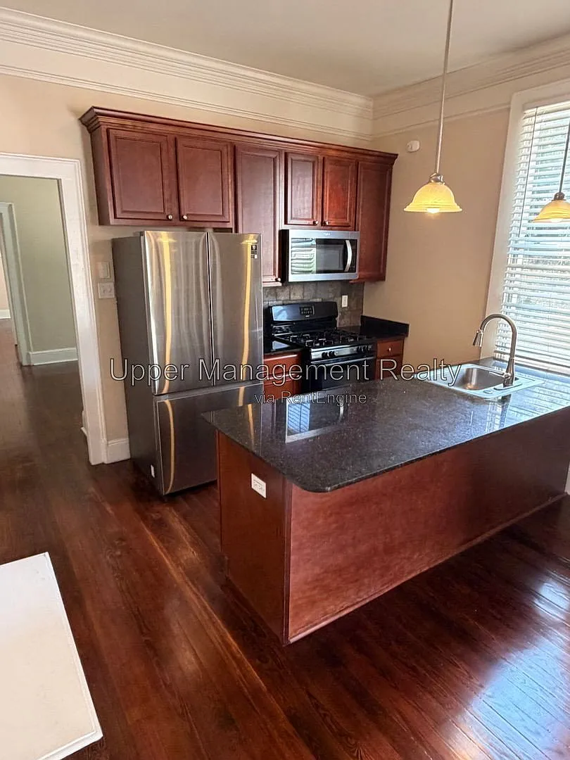 2 bed, 1.0 bath, 800 sqft, $1,650 — Photo 4