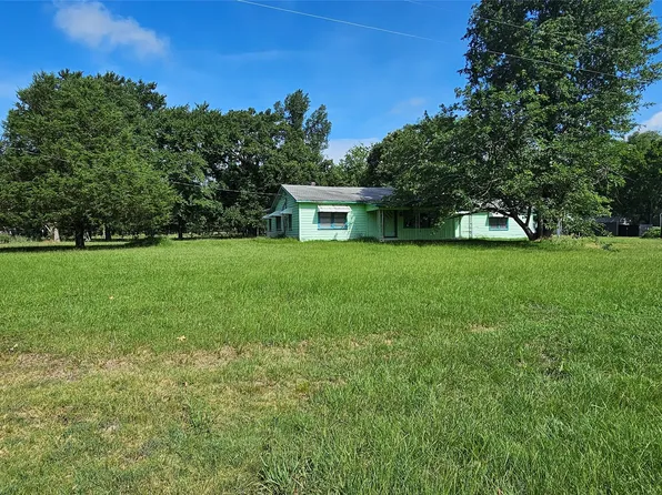 2473 Vz County Road 1806, Grand Saline, TX 75140