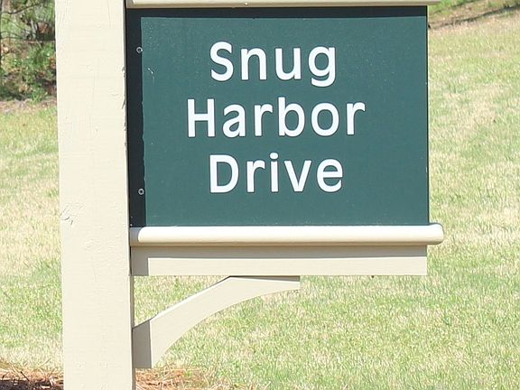 4th image of 1401 Snug Harbor Dr