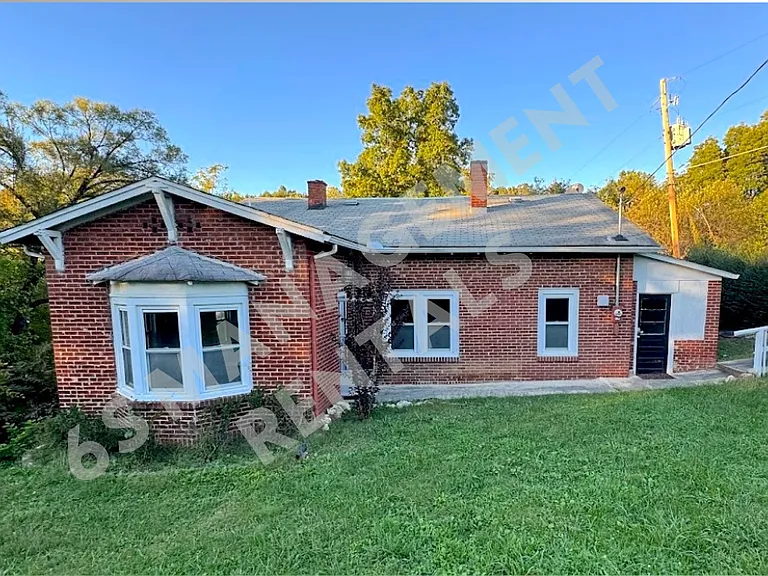 1100 Harrison Ave — Photo 16