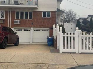 8204 149th Ave, Howard Beach, NY 11414