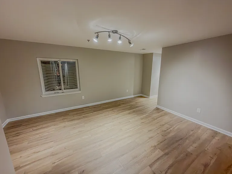 43127 Strand Dr — Photo 25
