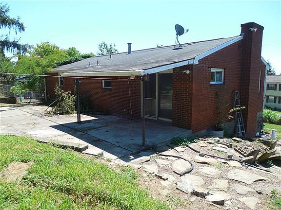 2nd image of 500 Cedarwood Dr