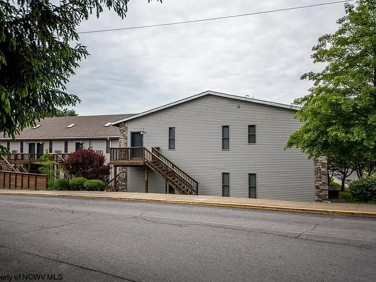 749 Richwood Ave — Photo 12