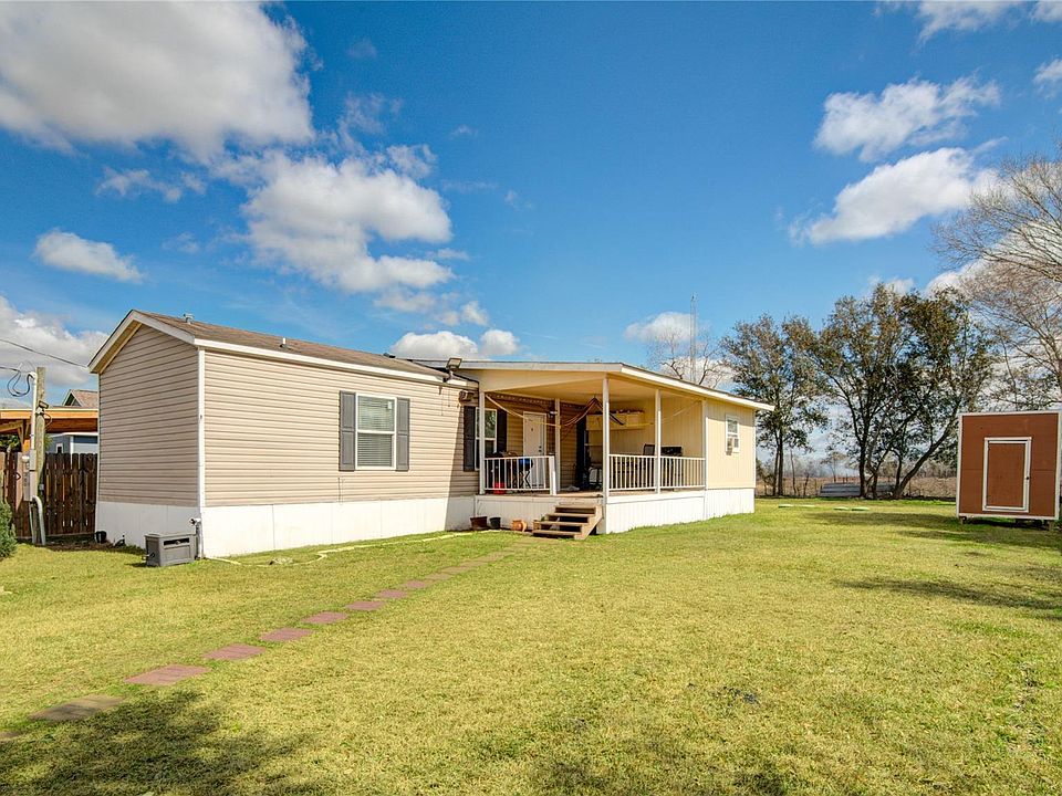 1st image of 12903 Green Valley Dr