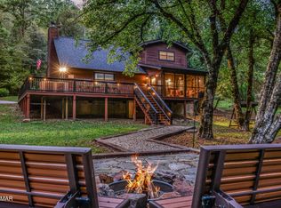 1932 Creek Hollow Way, Sevierville, TN 37876