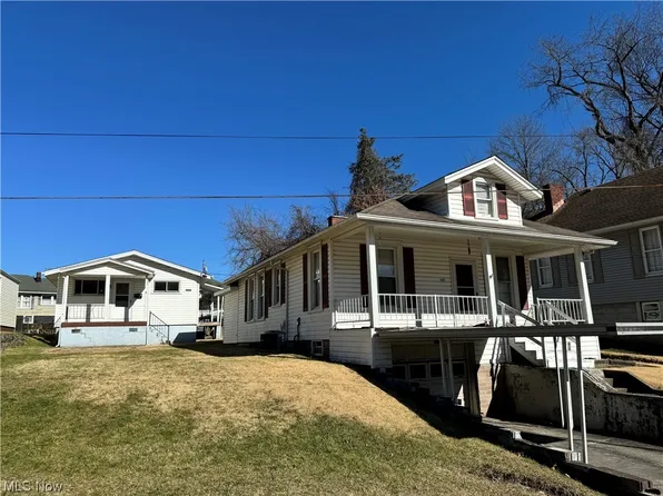 608 & 608-1/2 Kuckuck Ln, Martins Ferry, OH 43935