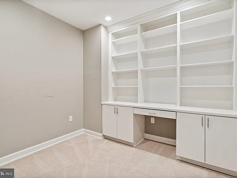 4561 Rona Pl — Photo 59