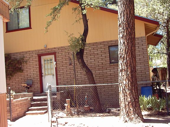 east face of garage toward.