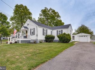 217 Magnolia Ave, Somerdale, NJ 08083