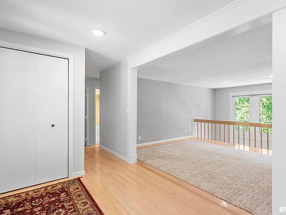 4th image of 5715 Dodds Dr