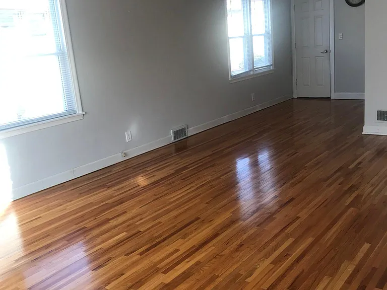 5547 Garfield Ave — Photo 5