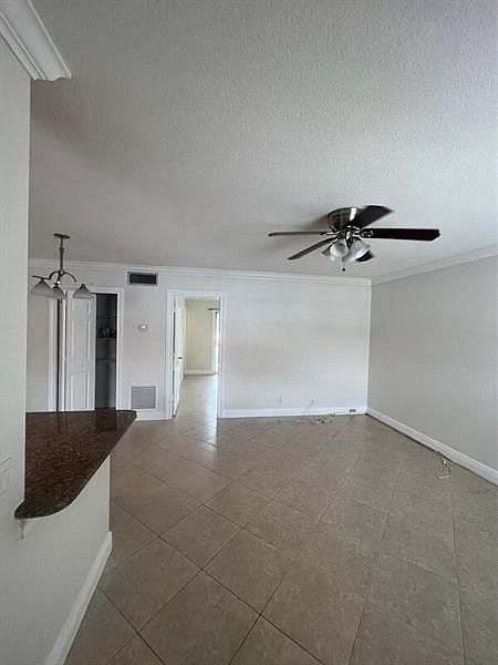 1st image of 640 NE 6th Ct APT M