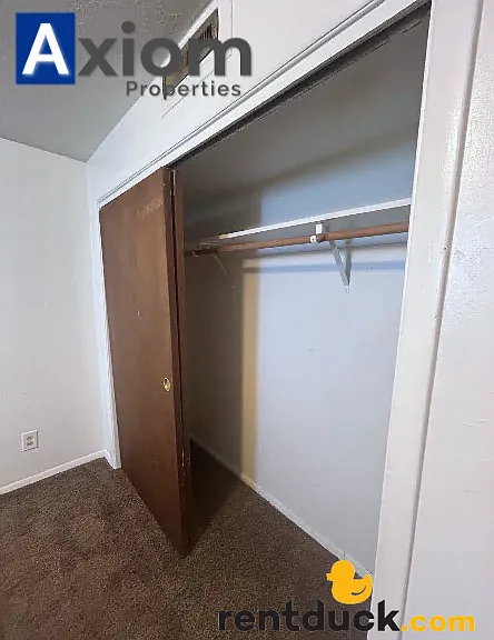 1005 1/2 Park Ln — Photo 19