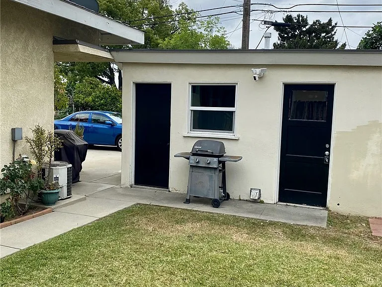 839 S Sunset Blvd — Photo 22