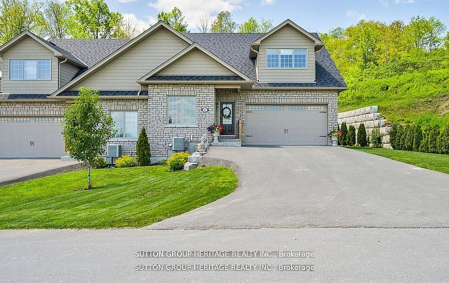 1st image of 70 Percy St #27