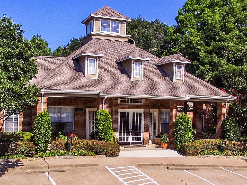 Short Term Leases Available