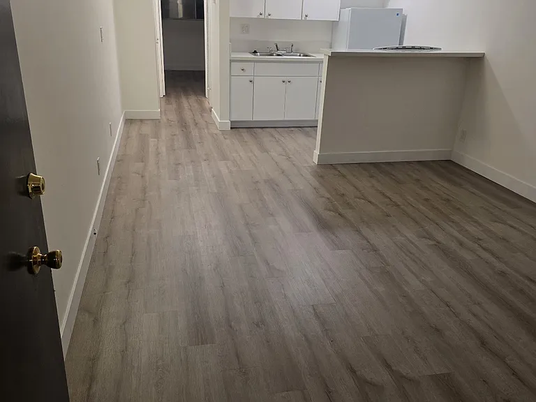 236 Bicknell Ave #11 — Photo 3