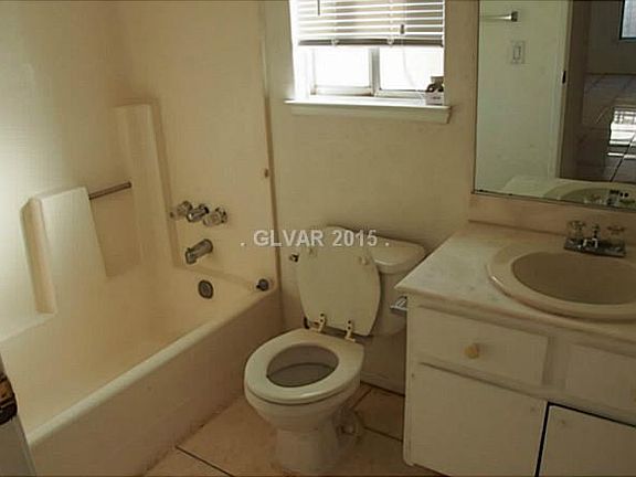 4th image of 1701 Goodrich Cir