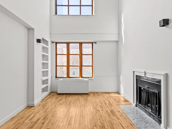 126 Waverly Place 2F image 1 of 10