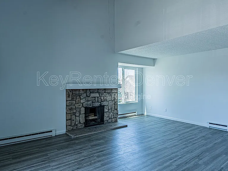 4062 S Atchison Way #304 — Photo 8